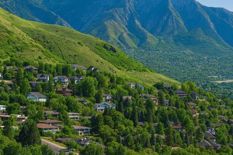 Best Siding Repair pros in Farmington, MI