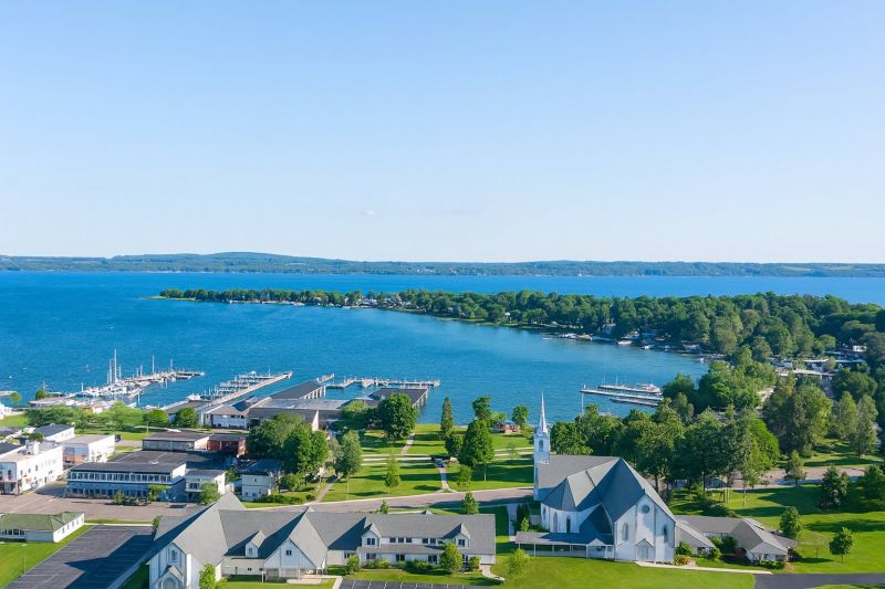 Best Siding Repair pros in Berkley, MI