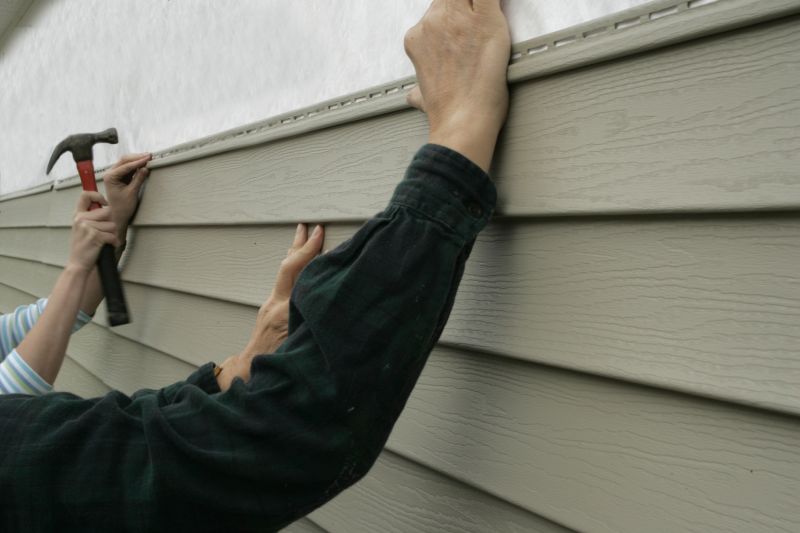 Top Siding Installation Companies in West Bloomfield, MI